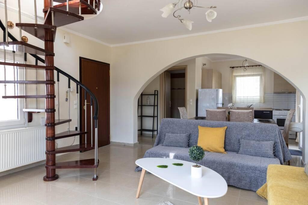 Port View House-Comfy Family Apartment-Panoramic View Néa Péramos Eksteriør billede